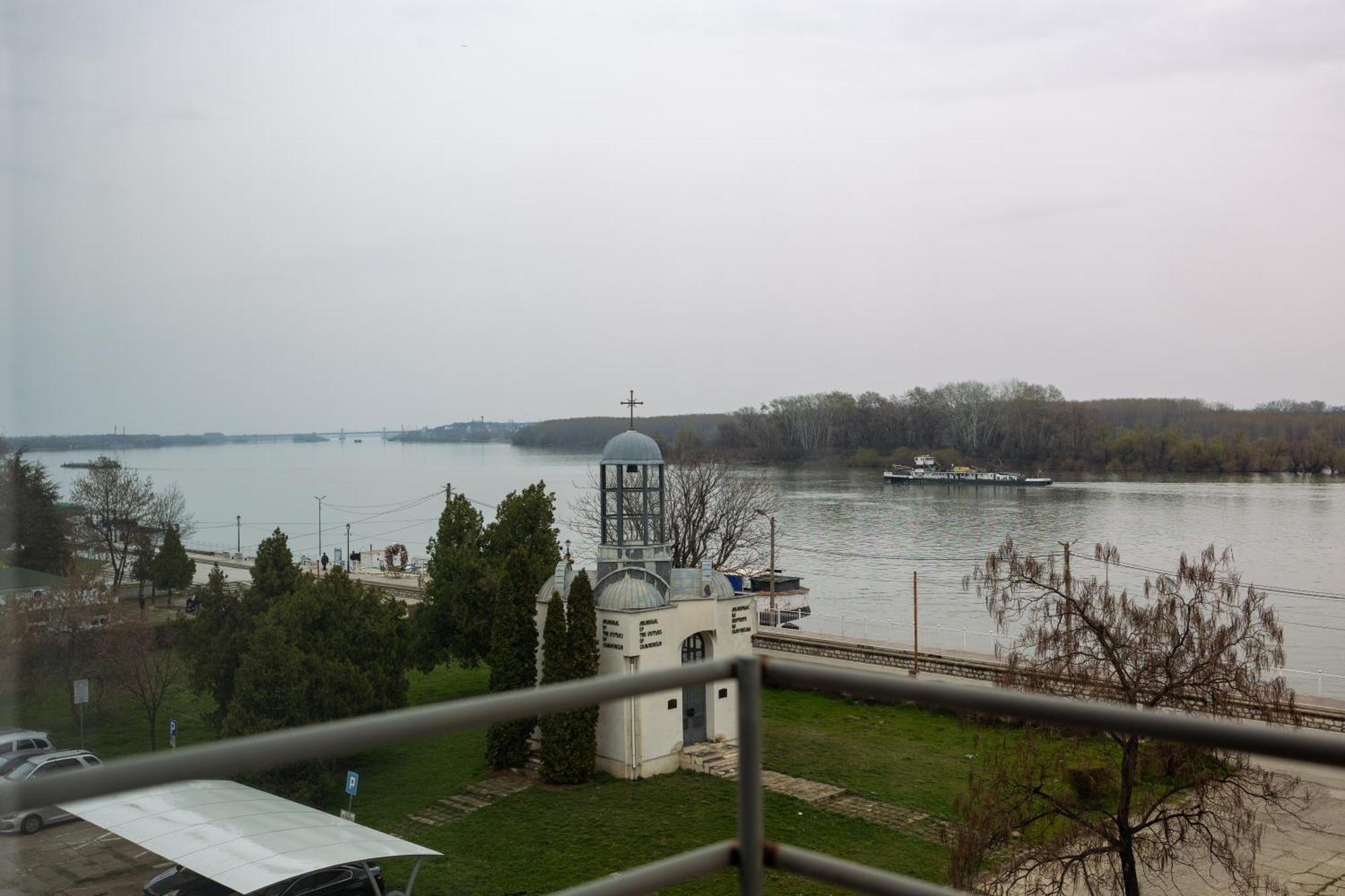 Hotel Neptun Vidin Extérieur photo