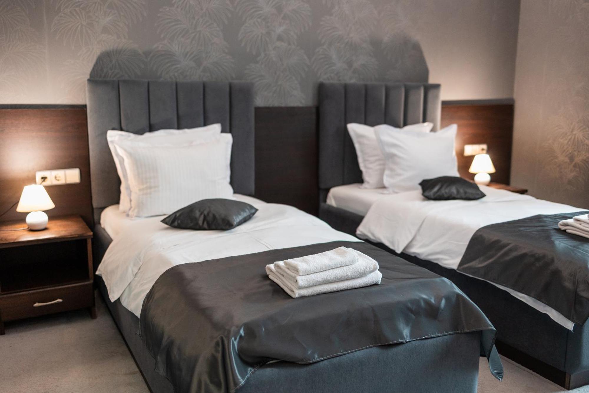 Hotel Neptun Vidin Extérieur photo